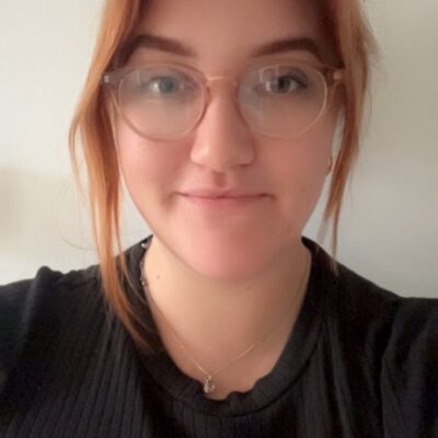 Miss L Wallis ID card pic Medium